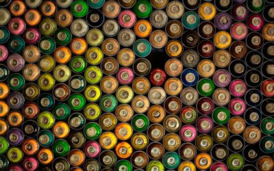 Guía paso a paso para emprender con materiales reciclados: ¡Haz la diferencia!