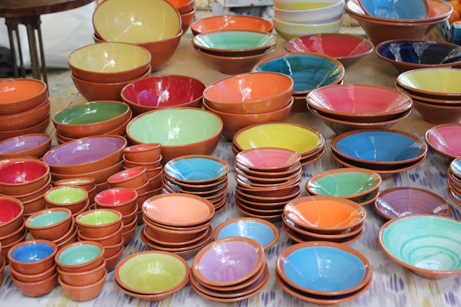 Emprender con Reciclaje: Consejos para Vender tus Creaciones Hechas a Mano de Forma Exitosa